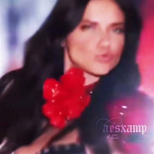 We're starting 2026 with ADRIANA LIMA 🫦🤫 #alightmotion #edit #adrianalima #modelo #victoriasecret