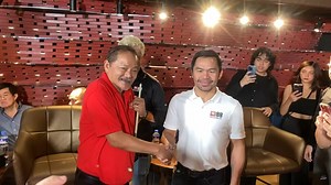 Efren 'Bata' Reyes defeats Manny Pacquiao in Legend vs Legend billiards exhibition