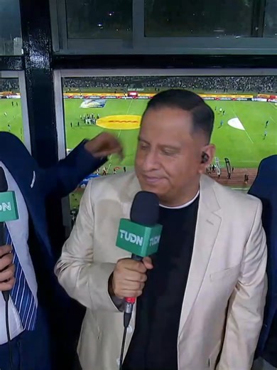 Impresiones de la mitad del PARTIDAZO Pumas vs Cruz Azul