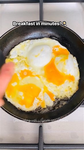 5.4K views · 32 shares | Start your morning right with this quick and tasty egg sandwich — ready in just minutes! Perfect for busy mornings, it’s simple, satisfying, and packed with flavour. #BreakfastInMinutes #EggSandwich #QuickBreakfast #EasyMeals #MorningEats #AgnessCooks #Foodie #TastyBreakfast #fblifestyle #viralreels | Get Cooking with Agness and Chembe | Facebook