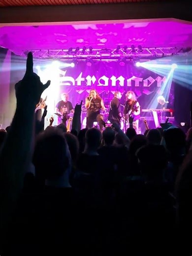 Chroming Rose/Stranger with Power and Glory live @gasgäba #heavymetal #headbangers