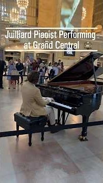 Juilliard Pianist Performing at Grand Central — A Magic New York Moment