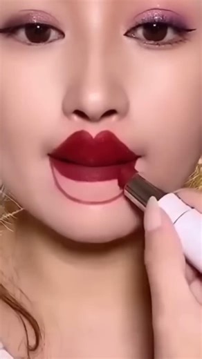 Shararat song 😍 viral lipstick hack trending #shorts #lipstick #hacks #ytshorts #korean #makeup