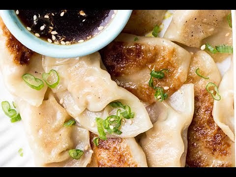 Chicken Gyoza Recipe (Dumplings)