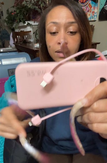 #RETMSR #PortableCharger with #iphone #android #samsung