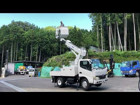【高所作業車のバケット内からブーム作動動画】左右工具箱の収納充実、はしごかけ有り！エンジン整備済で安心です。通信工事や外壁塗装工事などに使える9.7mの高所作業車です。実際に作動させている動画です！