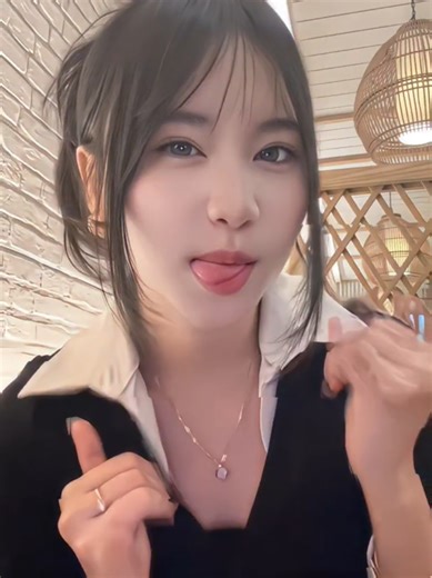 Alya JKT48: Si Cantik Berkulit Putih