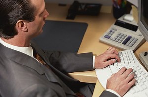 User Instructions for the Natural Ergonomic Keyboard 4000 | Techwalla