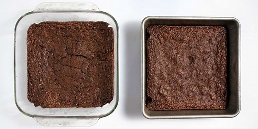 Your Pyrex Pan Actually Isn't the Best Pan for Baking Brownies