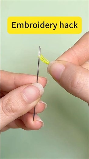 This Trick Makes Threading a Needle Feel Like Magic! ✨ No More Frustration. #sewing #sewinghacks