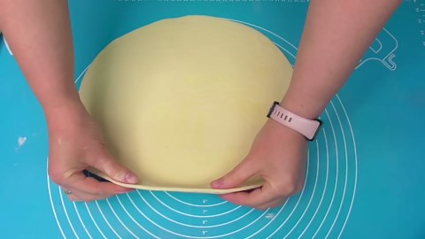 How to Make the Flakiest, Crispiest Pastry with Simple Ingredients – So Quick and Easy!