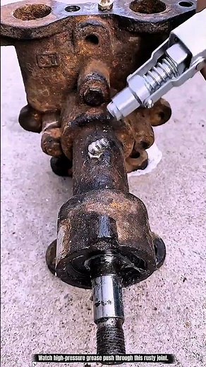 Smart Grease Gun Lock Tool : Fast Bearing Lubrication for Heavy Parts