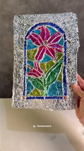 Minim plot twist 🤔 #stainedglass #alumuniumfoil #diy #experiment #beautiful