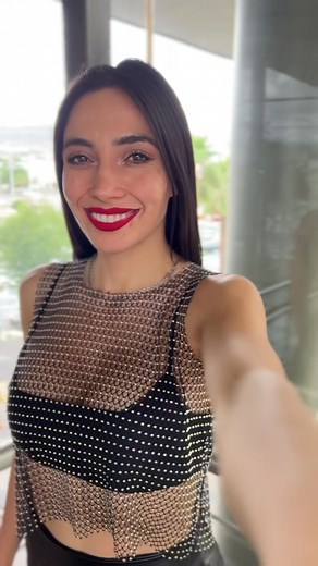 Dejemos huella 👣, sin pisar a nadie ✨✨✨. #trend #caminata #inspofashion #tvhost | andrea_cancholass