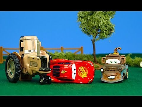 Tractor Tipping Revenge - Lightning McQueen Gets Flipped by Tractors! (Disney Cars Toys)