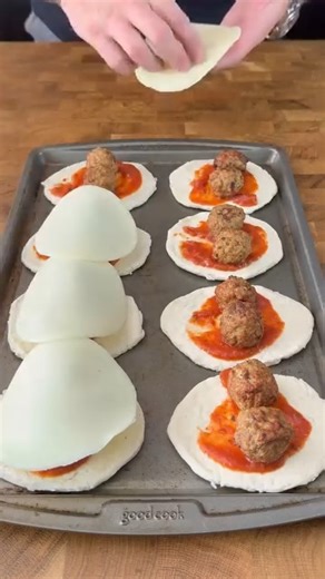 These are my new favorite way to make meatball subs! CJ is using biscuits to make these awesome mini meatball sub sandwiches. What are you adding to these subs? What you'll need: -Can of biscuits. -Meatballs. -Red sauce. -Sliced provalone cheese. -Pizza seasoning. How to make them: Flaten out the biscuits. Add a spoonful of sauce to each biscuit. Put a couple meatballs on each biscuit. Add slices of cheese to each. Spinkle on some seasoning to each sub, Throw into a 375f oven for 15-20 minutes.