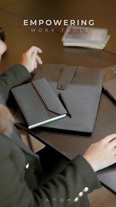 Empowering Work Tools for Leaders ✨ Designed to support your success 🤩 from laptop sleeves to notebooks, pens, and tech essentials that keep you one step ahead at work📝 ☕ 🛒 Shop the full collection now | Atom