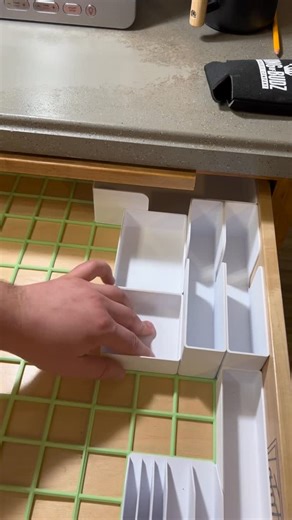 aLustyCrustacean | Satisfying 3D printed Gridfinity insert install moments like this are why modular organization is so addictive. In this no-talking... | Instagram