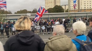 640K views · 26K reactions | Falkirk women form a ‘wall of women’ to...