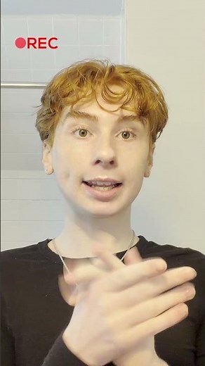 I'm a boy who likes wearing wigs - that doesn't mean I'm trans 💅 #ytshorts #wigs #hookedonthelook