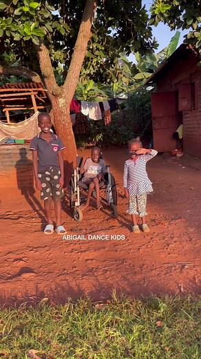 298K views · 10K reactions | It’s a weekend sharing good vibes only, we love you our friends ‍♂️❤️.#reels #fb #fbreelsfypシ゚viral #viralreels #viral #trending #happykids #love #dance | Empowered Child Ministries | Facebook