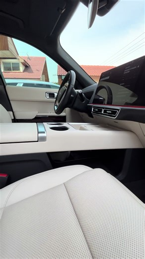 The future of family luxury is here. 🚘✨ The Li Auto L9 combines power, space, and intelligent technology to give you the ultimate driving experience. From its spacious interior and premium comfort to its advanced smart features, every journey becomes smoother, safer, and more enjoyable. Drive smarter. Drive luxury. Drive the Li Auto L9. #electriccars #fyp #li #vehicles