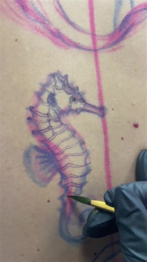 Video di vanessa_bluky_tattoo (@vanessa_bluky_tattoo) con original sound - Korn