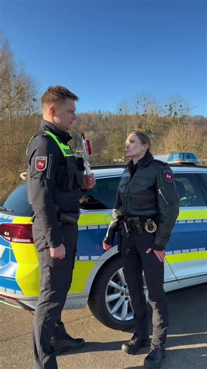 Outfit Check: Polizei Style und Kosten im Detail