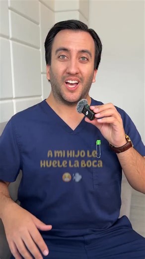 2.2K views · 6.6K reactions | Hola!! Soy Charlie, tu doctor ‍⚕️. ¿A tu hijo le huele la boca? ‍ Muchas veces se debe a higiene insuficiente, respiración por la boca o infecciones leves ✨. Te explico qué revisar y cuándo consultar. Martes 8pm: LIVE en instagram y Tik tok. ¡No faltes! #CharlieMiDoctor #HalitosisInfantil #Pediatría #NiñosSanos #SaludInfantil | Dr. Carlos Aguilar Gutiérrez | Facebook