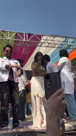 Vadodara Crowd for Elvish Yadav 🔥 System Hang Moment