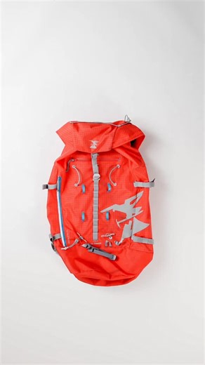 Simond on Instagram: "Makalu. One pack. Two missions 🥊 Built for long approaches and serious loads, its 70 L capacity carries everything your expedition requires 🦅 When it’s time to move fast and light, strip it down to a clean 45 L setup for the summit push 💨 No excess. No compromise. Just a pack that adapts to the way you climb. And it’s now back in stock 🙌 #backpack #alpinism #unboxingasmr"