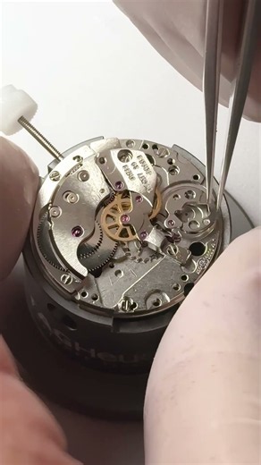 How a TAG Heuer Movement Comes Back to Life