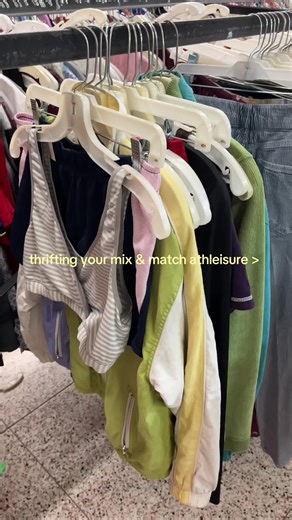 Stylish Summer Athleisure Outfits