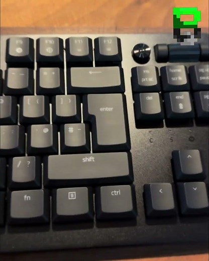 New Razer Deathstalker V2 Pro TKL Keyboard: A First Look