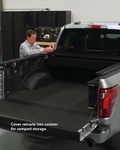 Ford Embark LS Retractable Truck Bed Cover by Advantage® -F-150