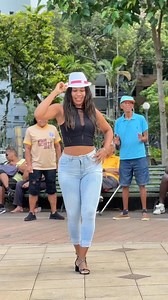Cheguei com meu samba | Vania Costa