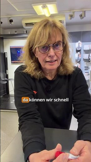 Knee pain while cycling? Your knee is trying to tell you something. 🦵🚲