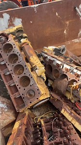 38K views · 903 reactions | GET YA ENGINE BLOCKS HERE, HOT & FRESH #bluecollar #ChewyChattyPets #LifeIsGood #yeeyee #citruscounty #workflow #repair #janky #broke #fblifestyle #grinder #humid | Definitely CJ | Facebook