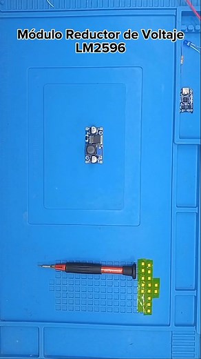 Módulo Reductor de Voltaje LM2596: Análisis y Prueba