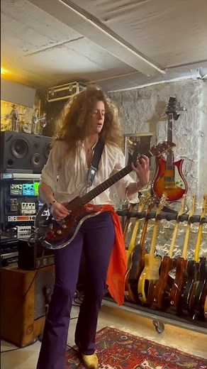 Brand new guitar: plexi Dan Armstrong! #therollingstones #rollingstones #brownsugar