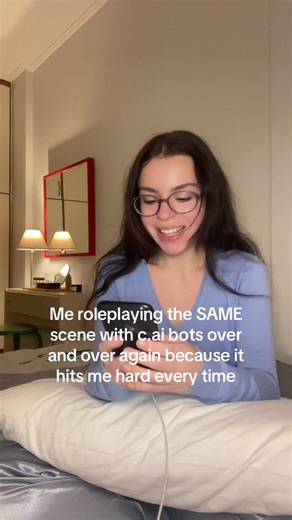 Foxy chat might be my best friend #FoxyChatAI #CharacterAI #CAI #ChatBot #FoxyChat