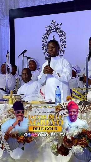 Flexing Body Muscle in Ome TV with Korean