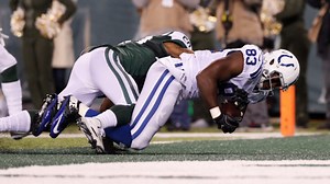 Dwayne Allen completes a first-half hat trick on MNF