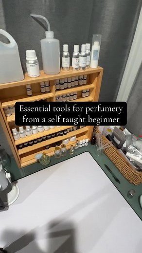 Essential Tools for Beginners in Perfumery