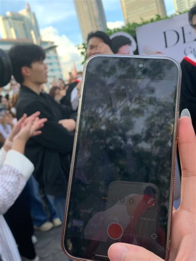 Ketemu Pond dan Aou di Graduation Dewtee