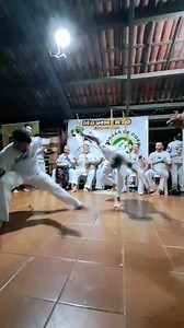 1° Jogo com o M. Cruel! 🤜🏻🤛🏾🍃🍂✨🤙🏻 #madonnacapoeira #jonhsalvatoreof #capoeiramovies #capoeiranotiktok #capoeiravideos #fyy #fypp #fyp #enganjamento #foryou