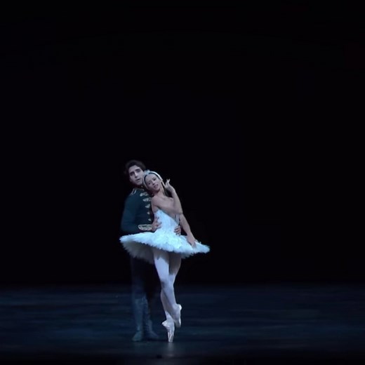 This song is so nostalgic 🥹 did anyone else watch princess tutu in middle school? #ballet #balletedit #balletedits #balletedits♡ #swanlake #swanlakeballet #swanlakeedit #princesstutu