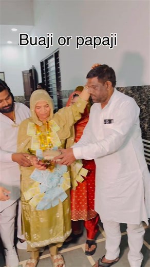 MAZID CHAUDHARY on Instagram: "Buaji or papaji @majid_hajiakil #loni #pavi #uttarpradesh #india #rola #trend #vairal #panjab #help"