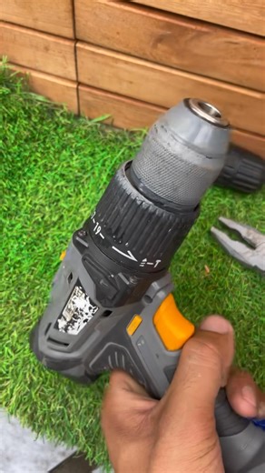 Stop struggling to remove your drill chuck A simple and definitive method #TexasBuild #DrillChuckFix #DIYWorkshop | Creative Tips
