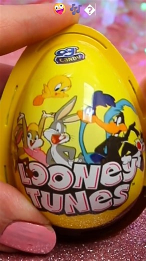 ASMR UNBOXING Looney Tunes Chocolate Egg Review ❤️#shorts #asmr #looneytunes #chocolate #trending